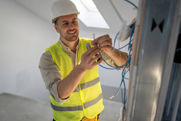 Best Affordable Emergency Electrician  in Village Of Four Seasons, MO